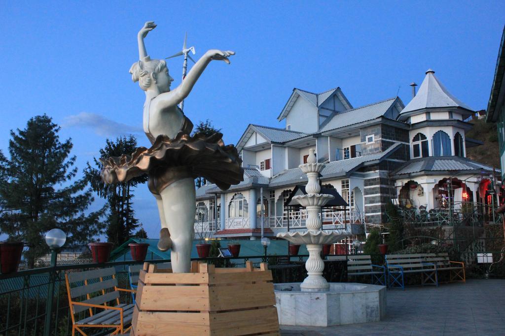 Hotel Snow King Retreat: Himalayan Views & Mountain Luxury Kufri