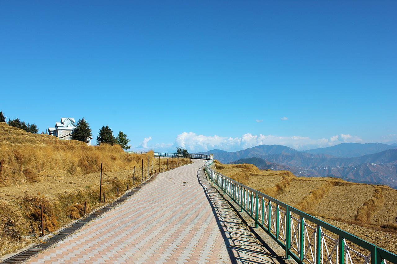 Snow King Retreat: Himalayan Views & Mountain Luxury 4*