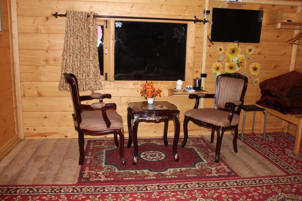 Snow King Retreat: Himalayan Views & Mountain Luxury 4* Kufri