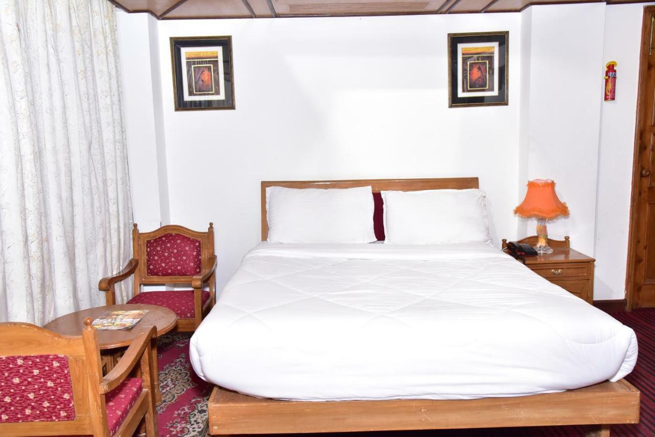 Snow King Retreat: Himalayan Views & Mountain Luxury