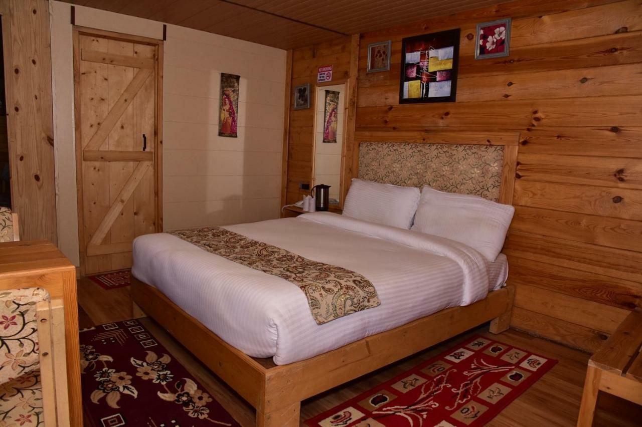 Hotel Snow King Retreat: Himalayan Views & Mountain Luxury 4*