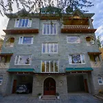 Alaya Stays Luuma Luxury Villa Hillside 5-Bhk Villa Amidst Pines With Garden, Balcony & Lounge