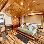 Attic Cozy Retreat By High Rise Inn Kufri