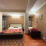 Hotel Kufri Holiday Inn