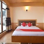 Oyo 10080 Hotel Kufri Ashray