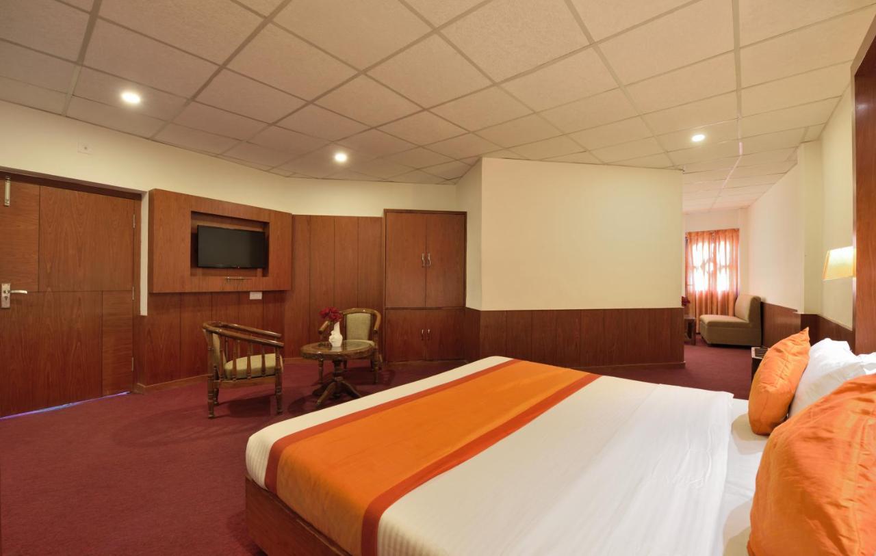 Galleu Hill View Of The Himalayas 3* Kufri