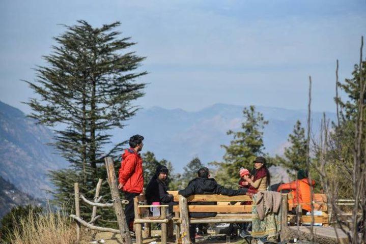 Apple Retreat *