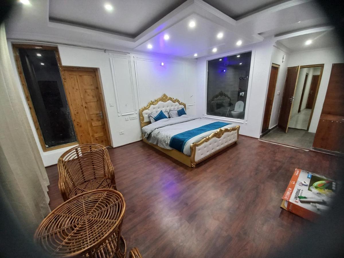 Humble S H I M L A With Lawn And Amazing View Homestay *