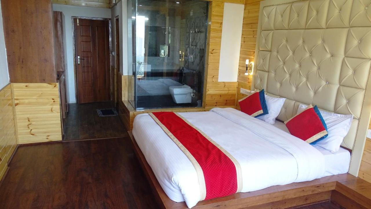 Humble S H I M L A With Lawn And Amazing View Homestay *