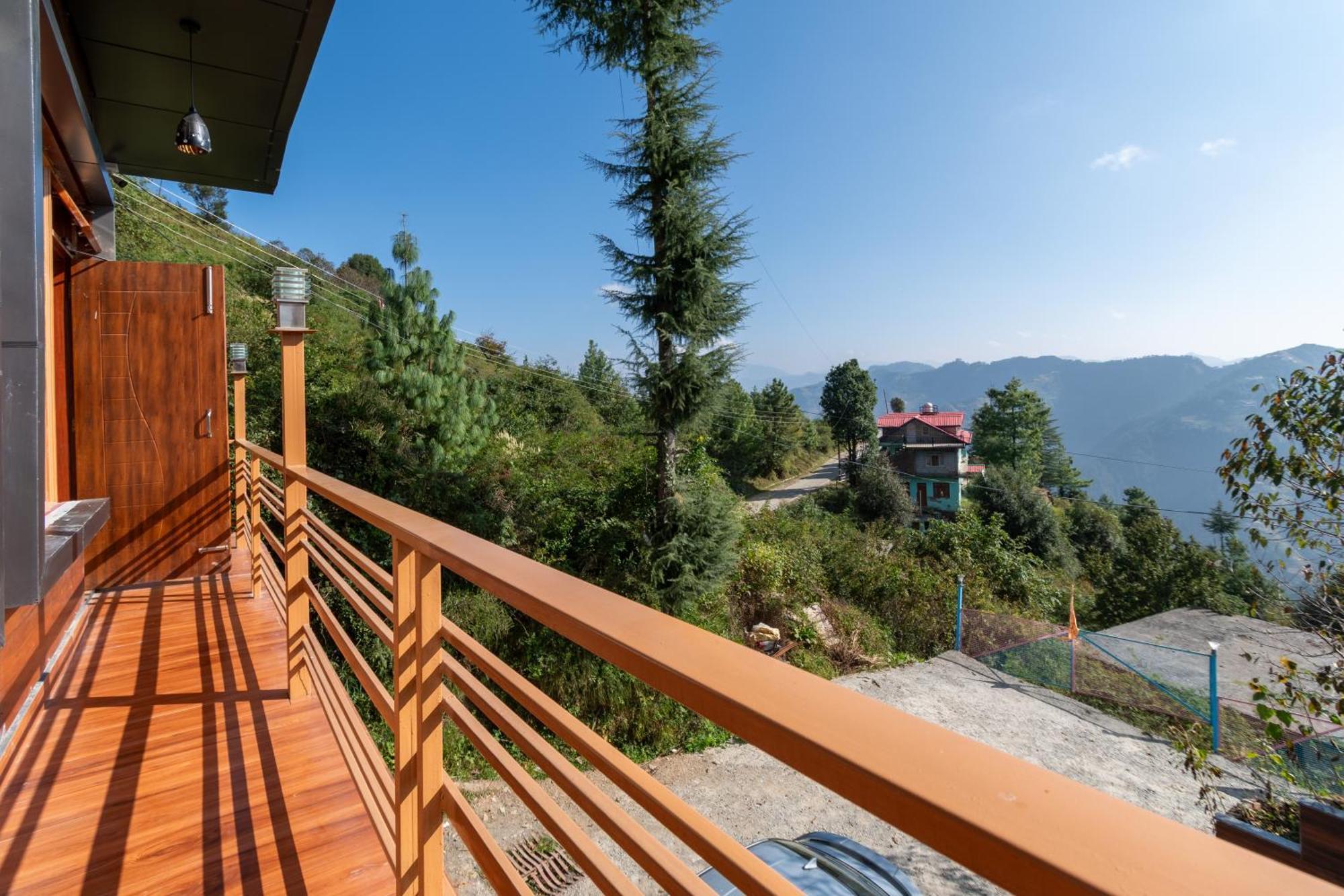 Hotel Wood Crista Near An Apple Orchard 4*