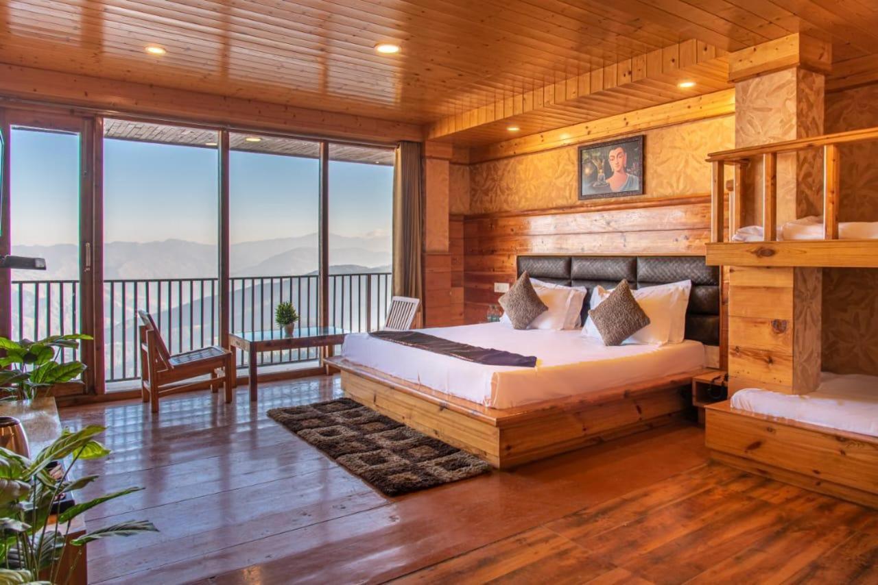 Hotel The View Kufri