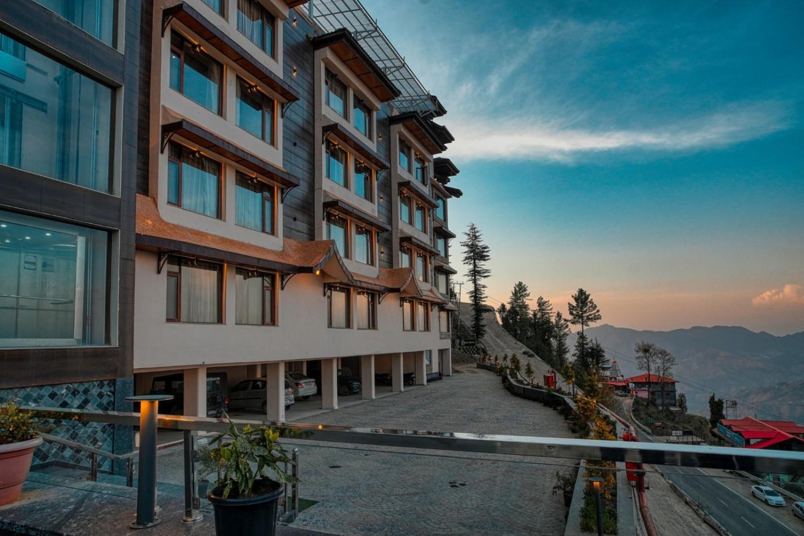 The Ashirwad By Pandora & Hotel 4*