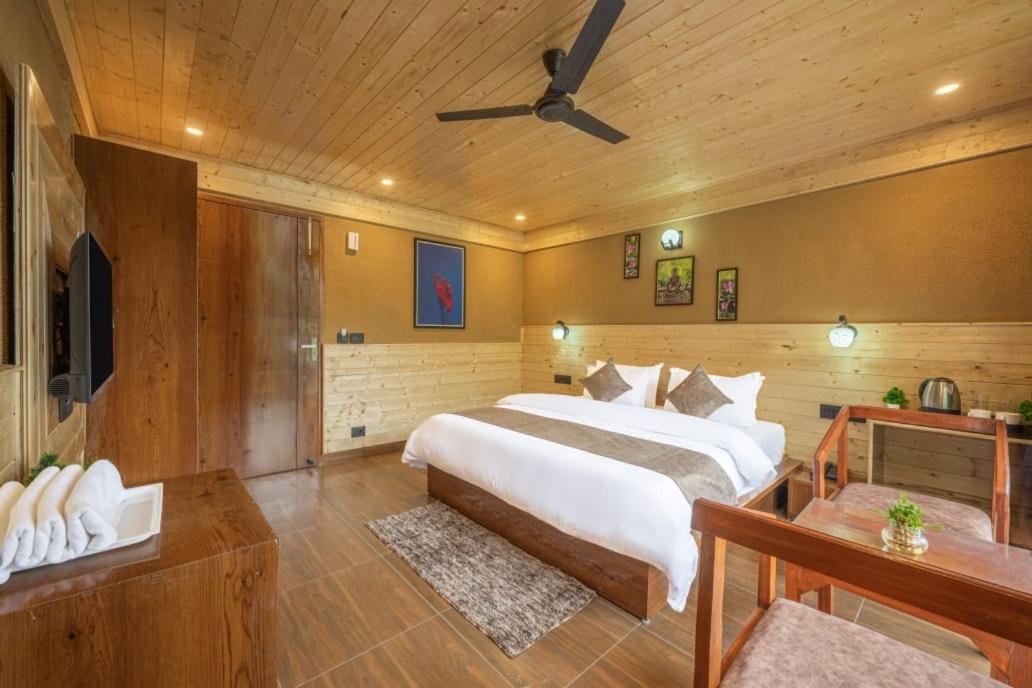 The Tranquility Retreat I Vacations I Conference I Mice I Family Events I Open Air Terrace I Sky Bonfire I By Exotic Hotel Kufri