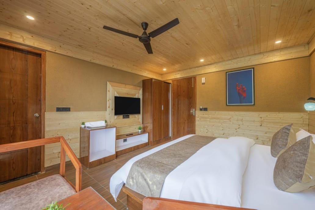 The Tranquility Retreat I Vacations I Conference I Mice I Family Events I Open Air Terrace I Sky Bonfire I By Exotic Hotel