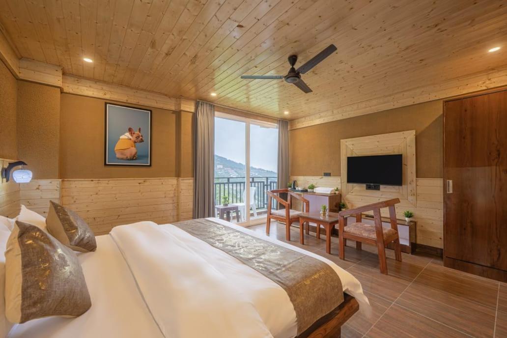 Hotel The Tranquility Retreat I Vacations I Conference I Mice I Family Events I Open Air Terrace I Sky Bonfire I By Exotic Kufri