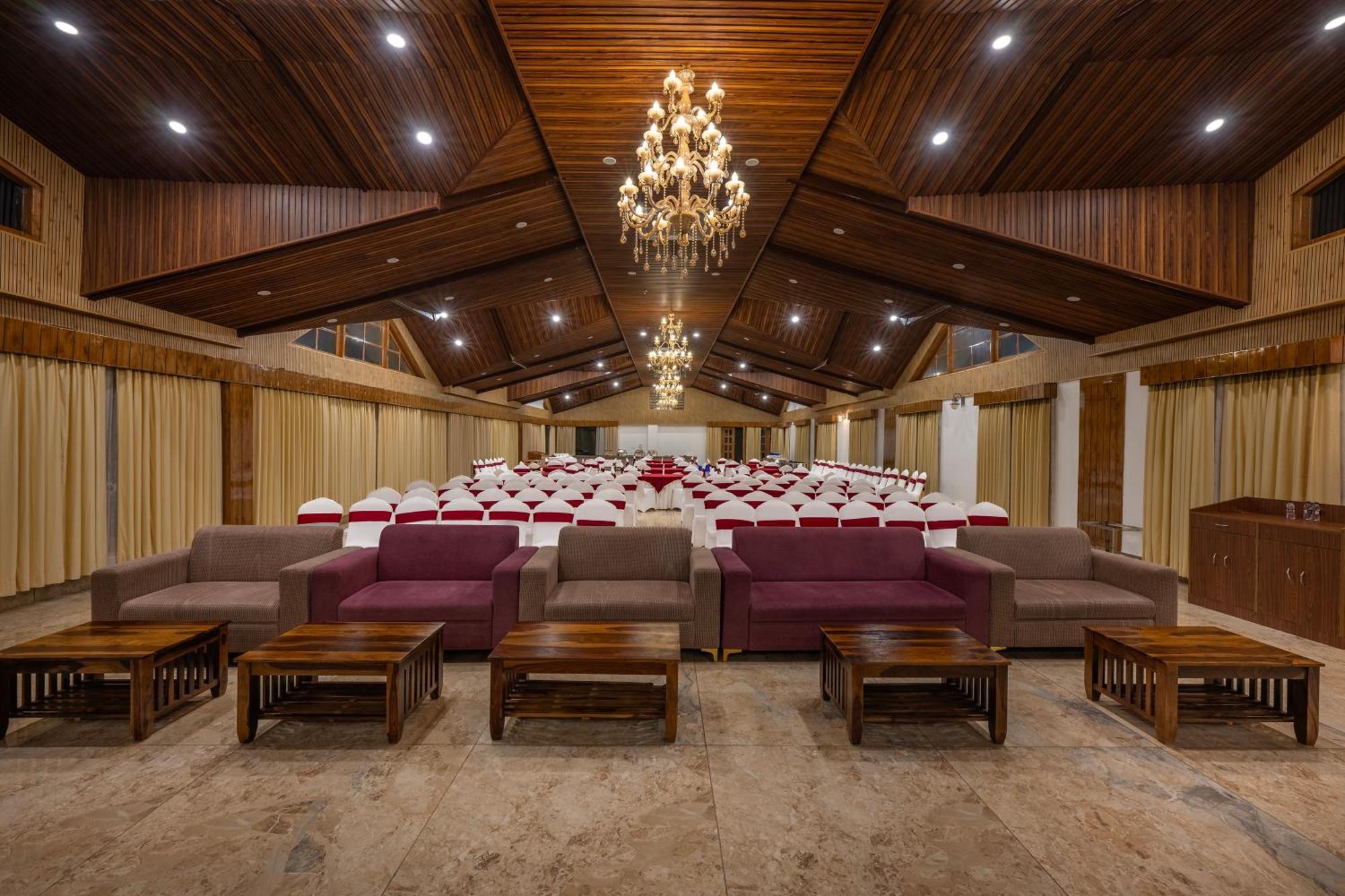 Kc Vilaas Hotel