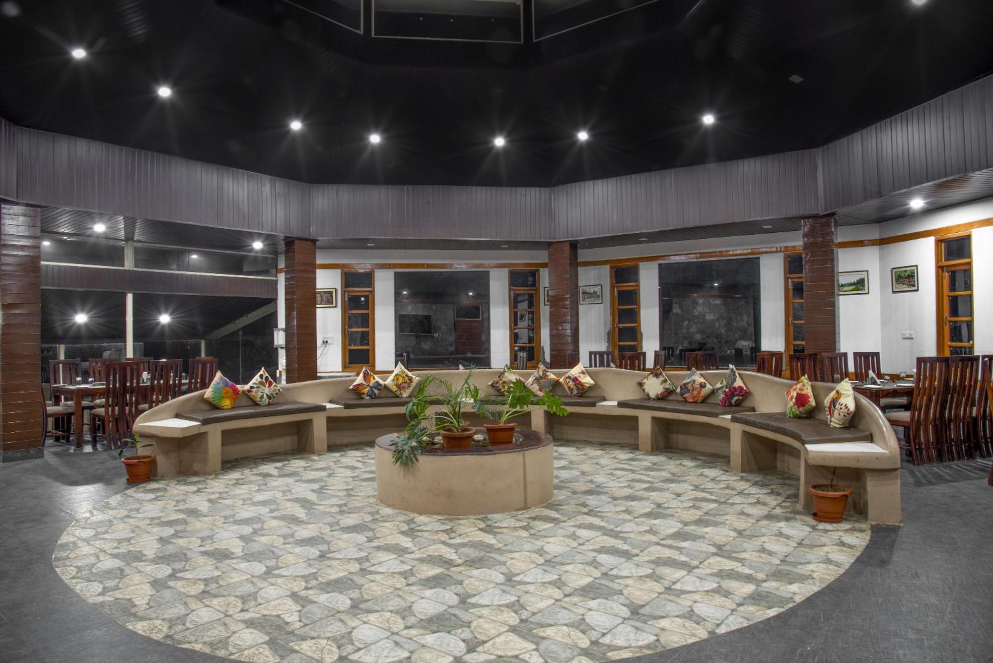 Echor - The Koti Village Resort *