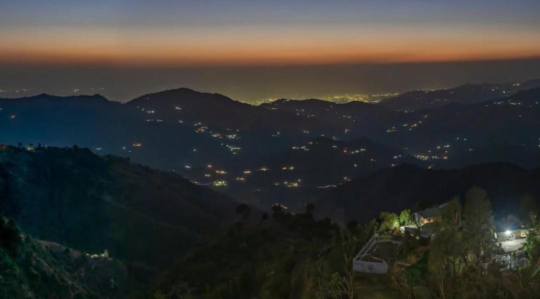 The Tranquil Valley I Price I Excellent Service I Prime Location With Free Parking Facilities I By Exotic Hotel 3*