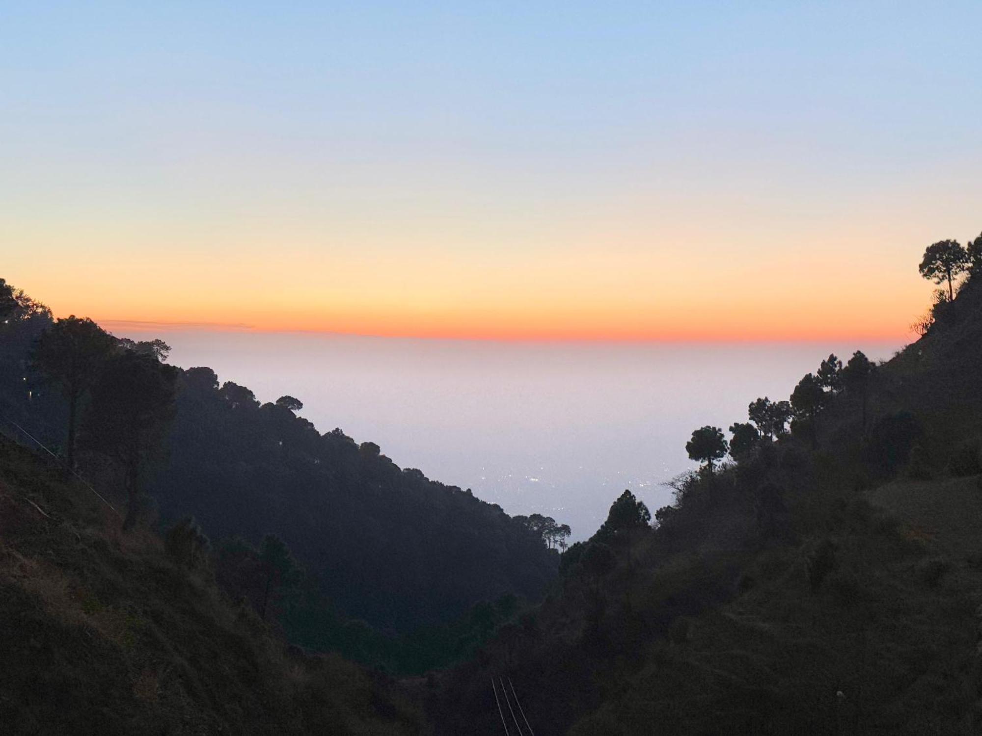 The Tranquil Valley I Price I Excellent Service I Prime Location With Free Parking Facilities I By Exotic Hotel