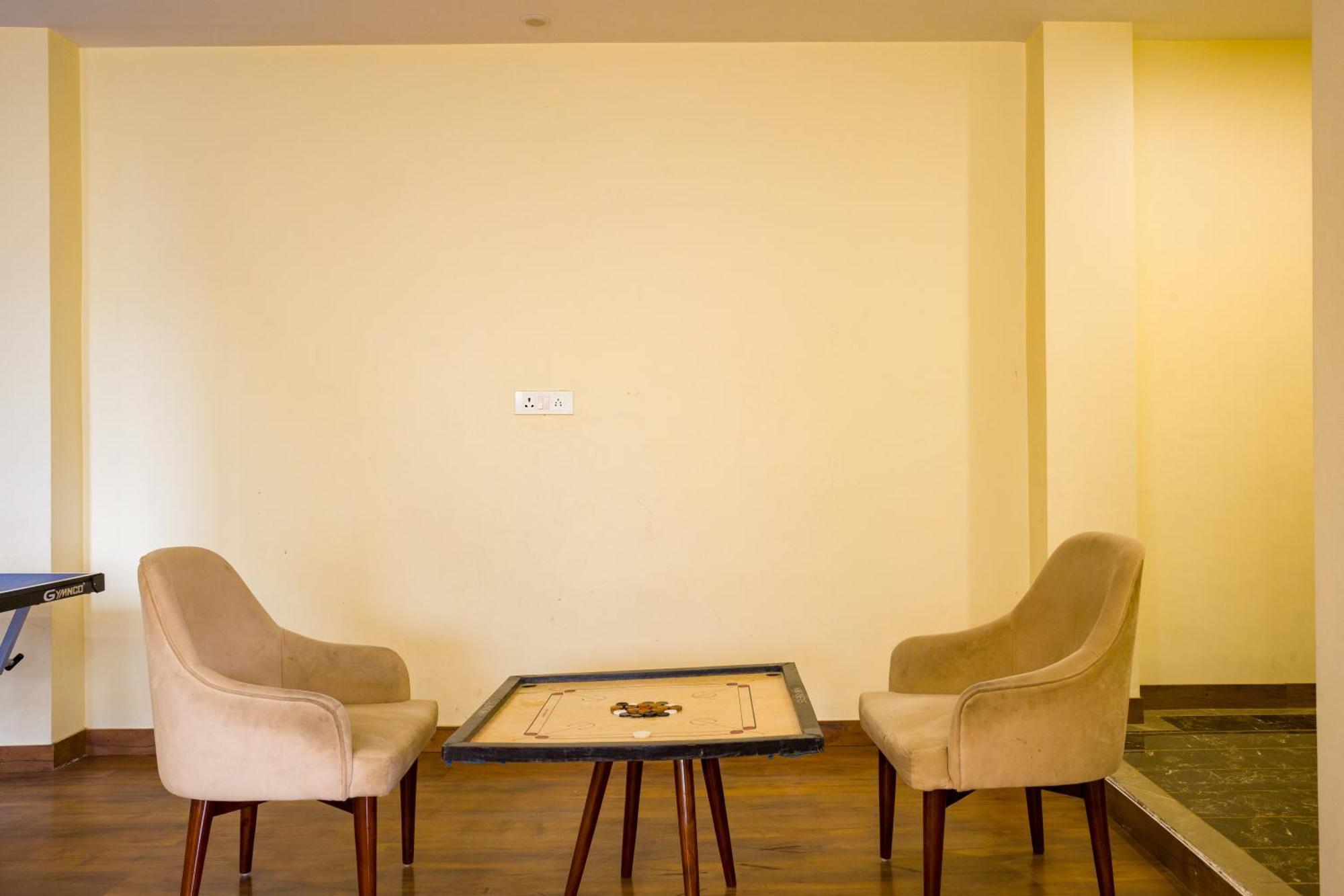 Alaya Luuma Luxury Hillside 5-bhk Amidst Pines With Garden, Balcony & Lounge