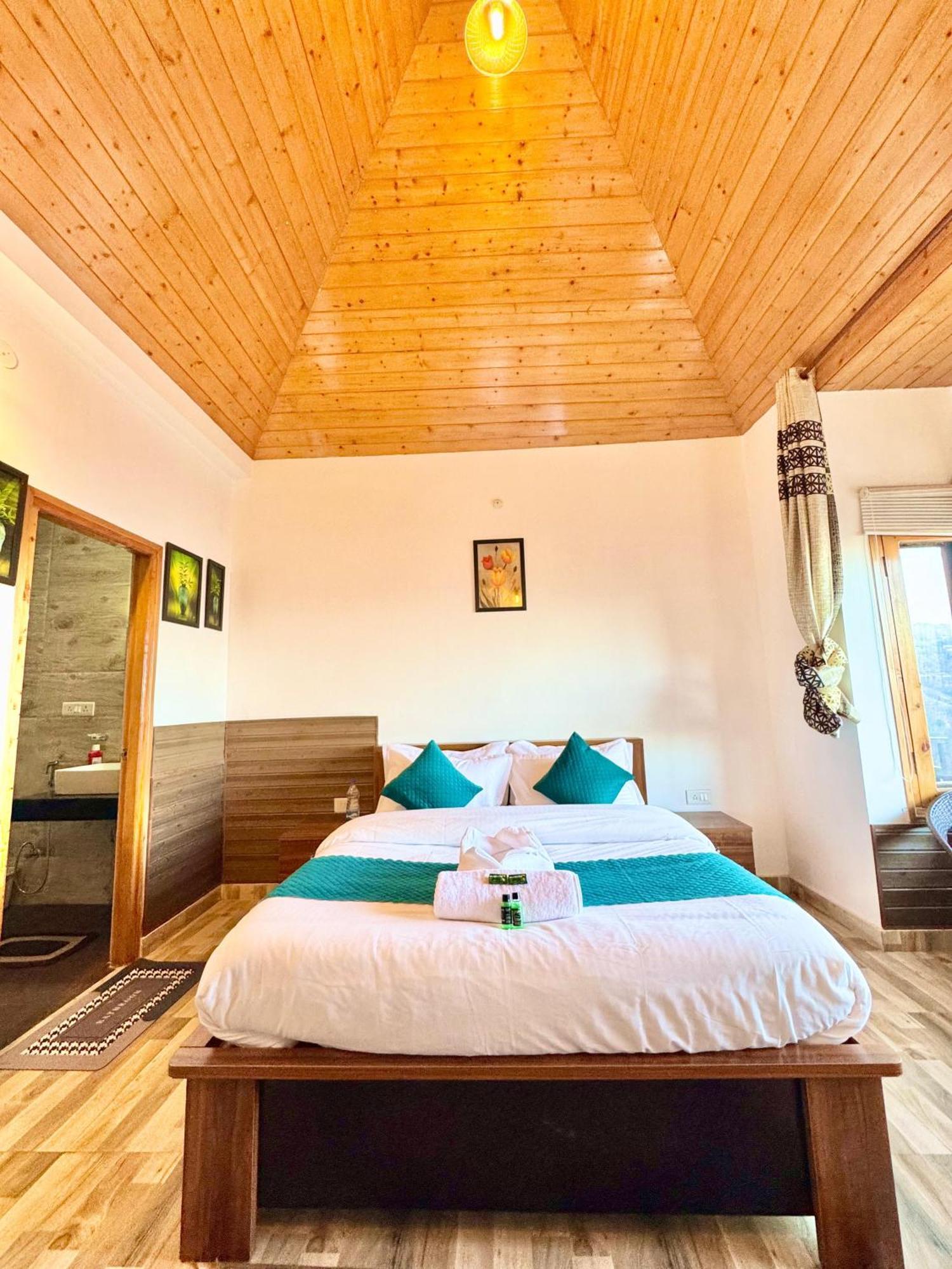 The Tranquil Valley I Price I Excellent Service I Prime Location With Free Parking Facilities I By Exotic 3*