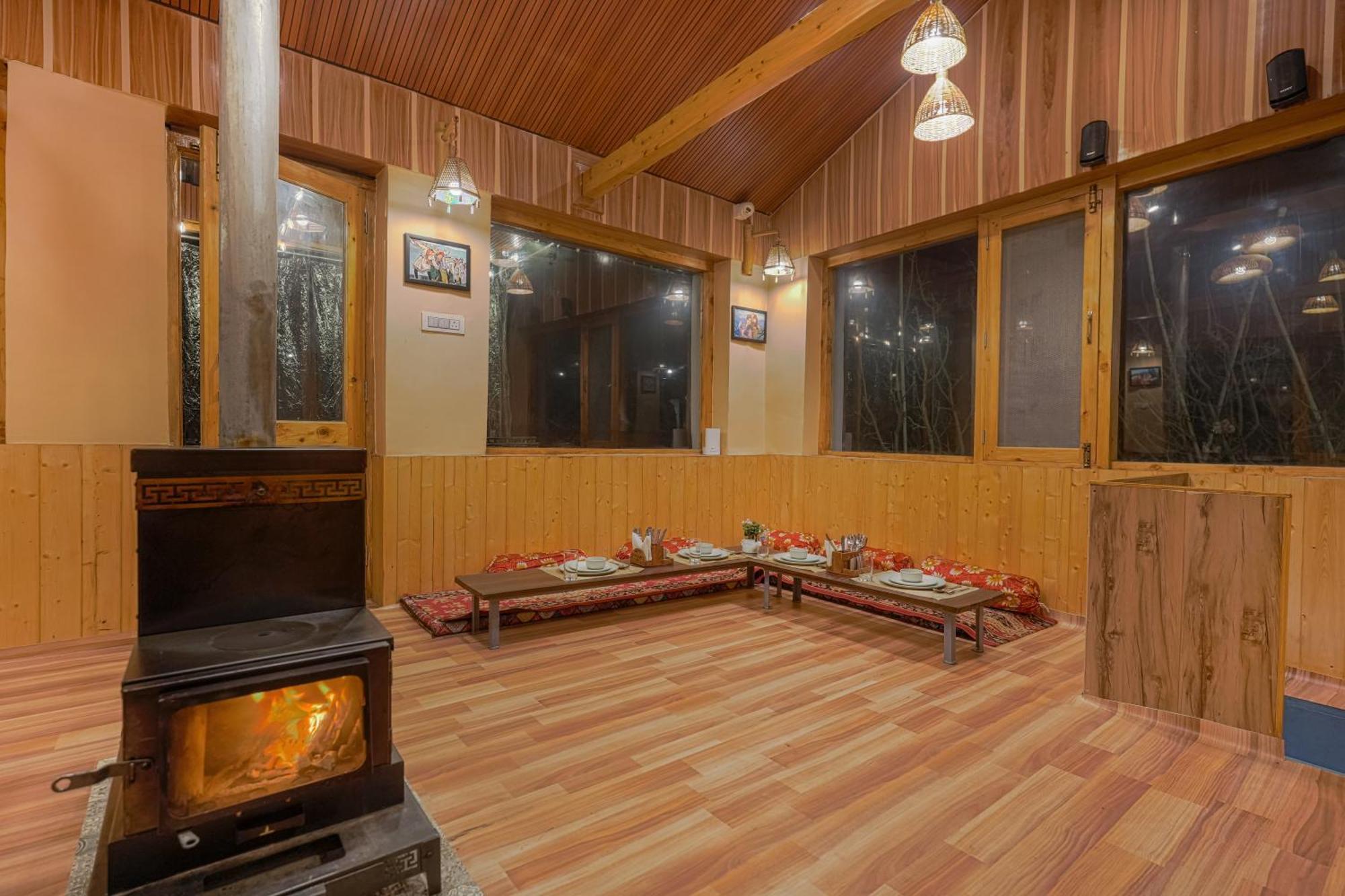 Homestay Saffronstays Bagh