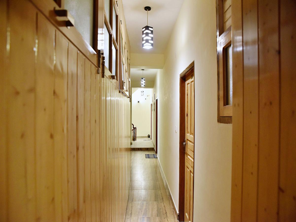 Oyo 10080 Ashray 3* Kufri