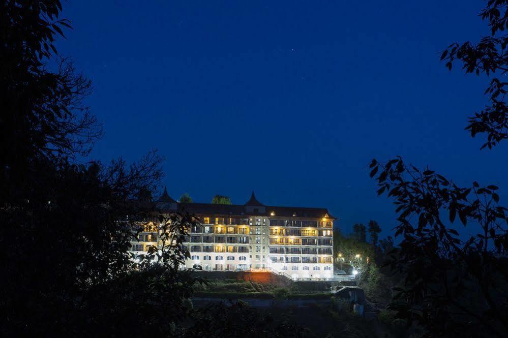 Toshali Royal View ,s H I M L A 4* Kufri